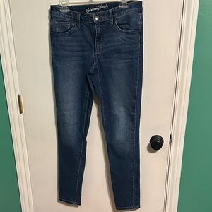 Universal Thread Dark‎ Blue Skinny Jeans size 8